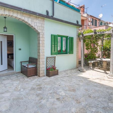 Secret Garden Apartment Poreč Exteriör bild